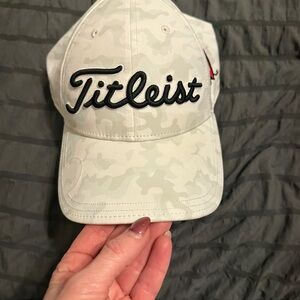 Titleist Light Gray Camouflage Hat